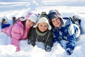 Лыжные походы на зимние каникулы для детей и подростков, языковые лагеря на школ